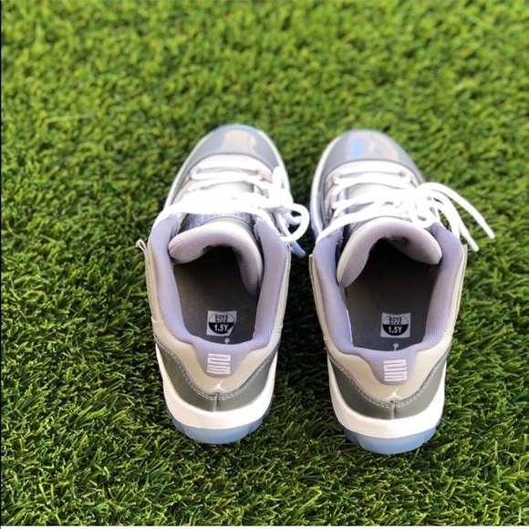 ❗️SALE❗️ Air Jordan 11 Retro Low - Picture 4 of 5